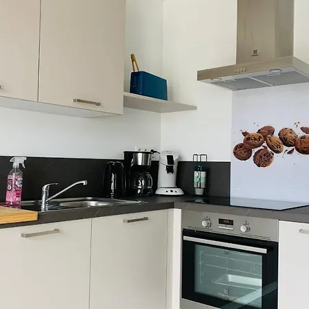 L'amiral Maison Avec Piscine/parking/wifi/plages 5kms لو ماثيز