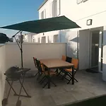 L'amiral Maison Avec Piscine/parking/wifi/plages 5kms Tatil Evi