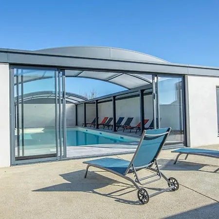 Holiday home L'amiral Maison Avec Piscine/parking/wifi/plages 5kms *