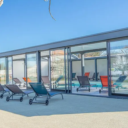 Holiday home L'amiral Maison Avec Piscine/parking/wifi/plages 5kms