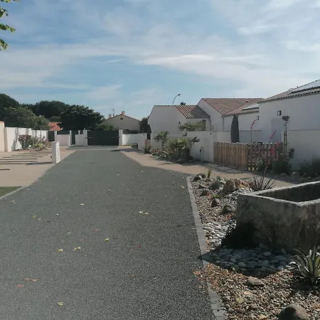 L'amiral Maison Avec Piscine/parking/wifi/plages 5kms