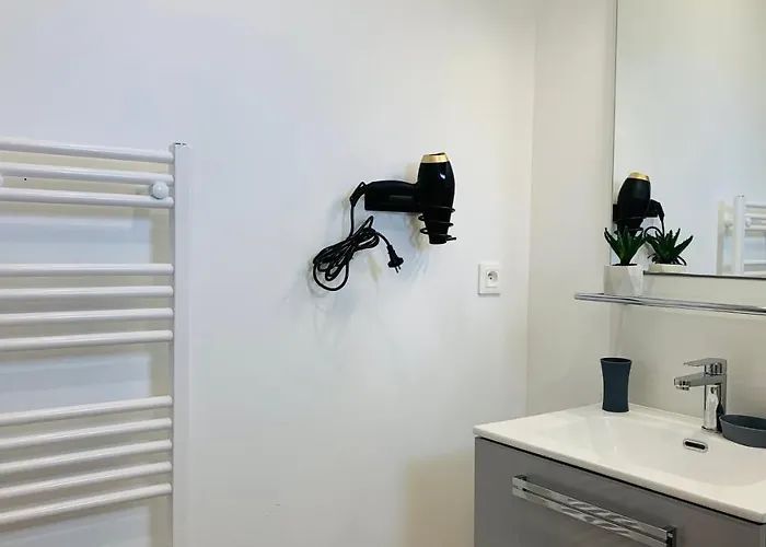 L'amiral Maison Avec Piscine/parking/wifi/plages 5kms