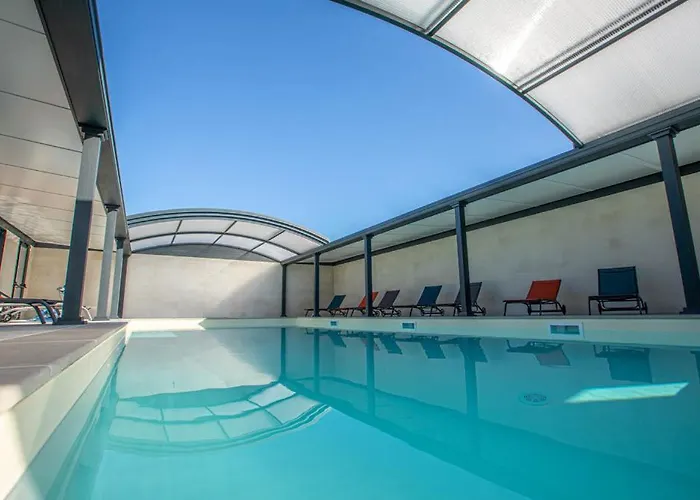 Holiday home L'amiral Maison Avec Piscine/parking/wifi/plages 5kms