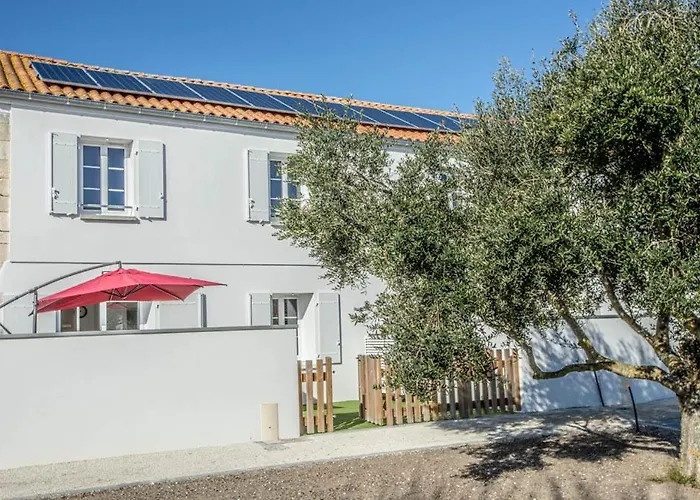 L'amiral Maison Avec Piscine/parking/wifi/plages 5kms *