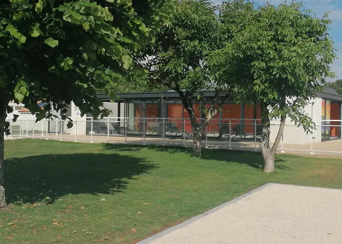 L'amiral Maison Avec Piscine/parking/wifi/plages 5kms Holiday home